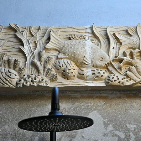 Putra'Lebah Amed Guest House エクステリア 写真