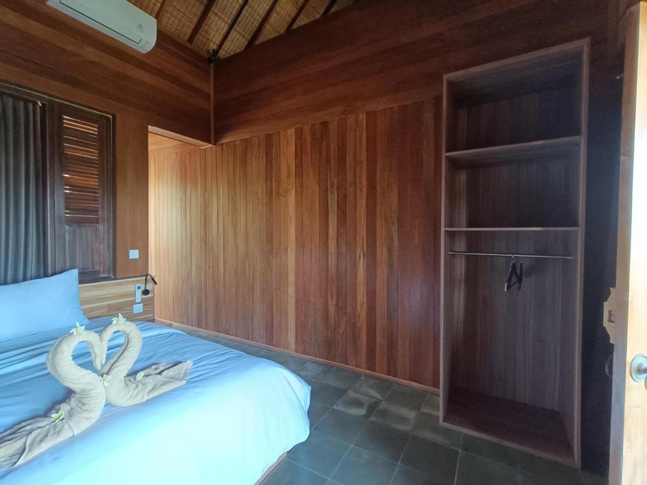 Putra'Lebah Amed Guest House エクステリア 写真
