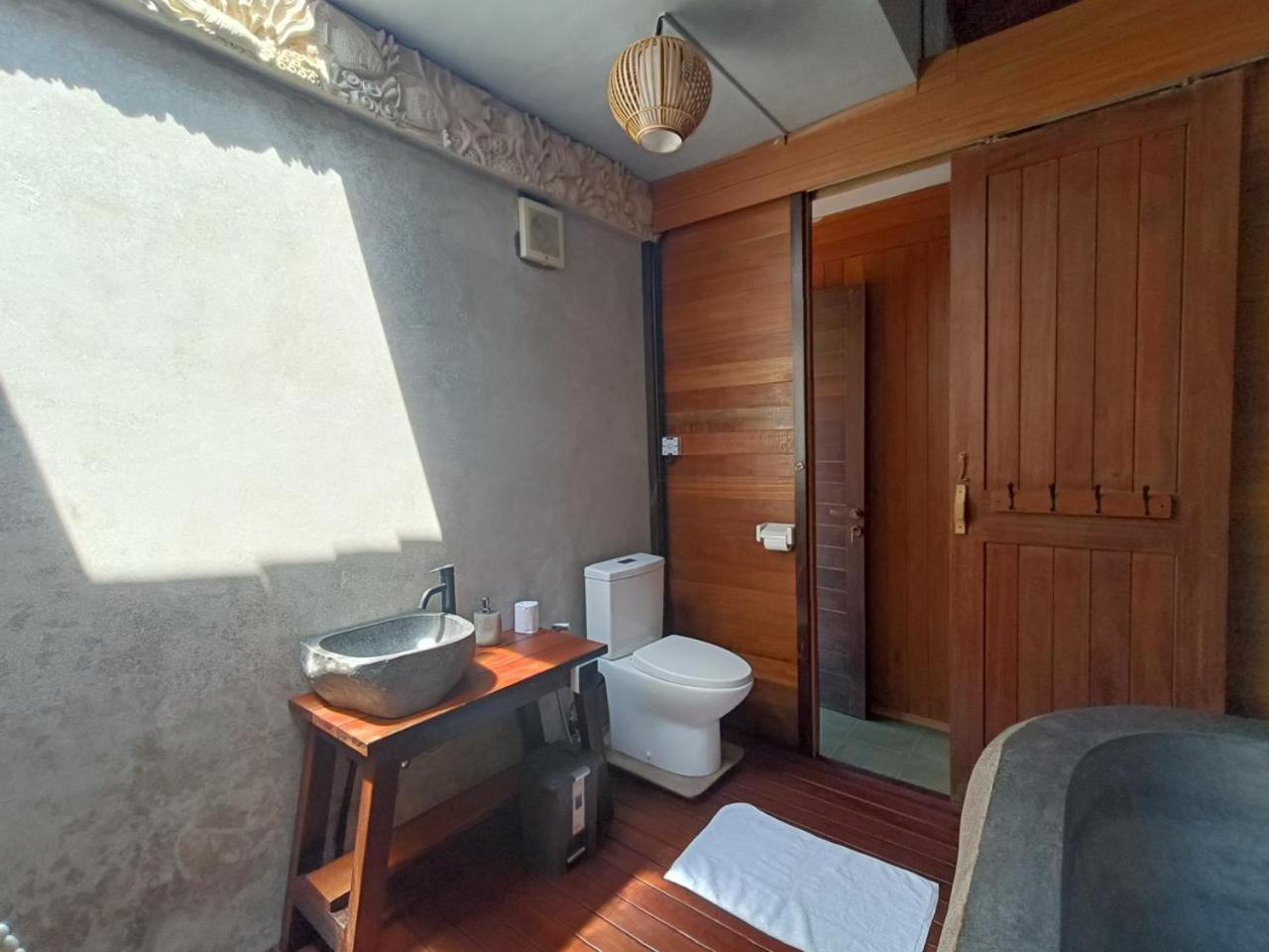 Putra'Lebah Amed Guest House エクステリア 写真