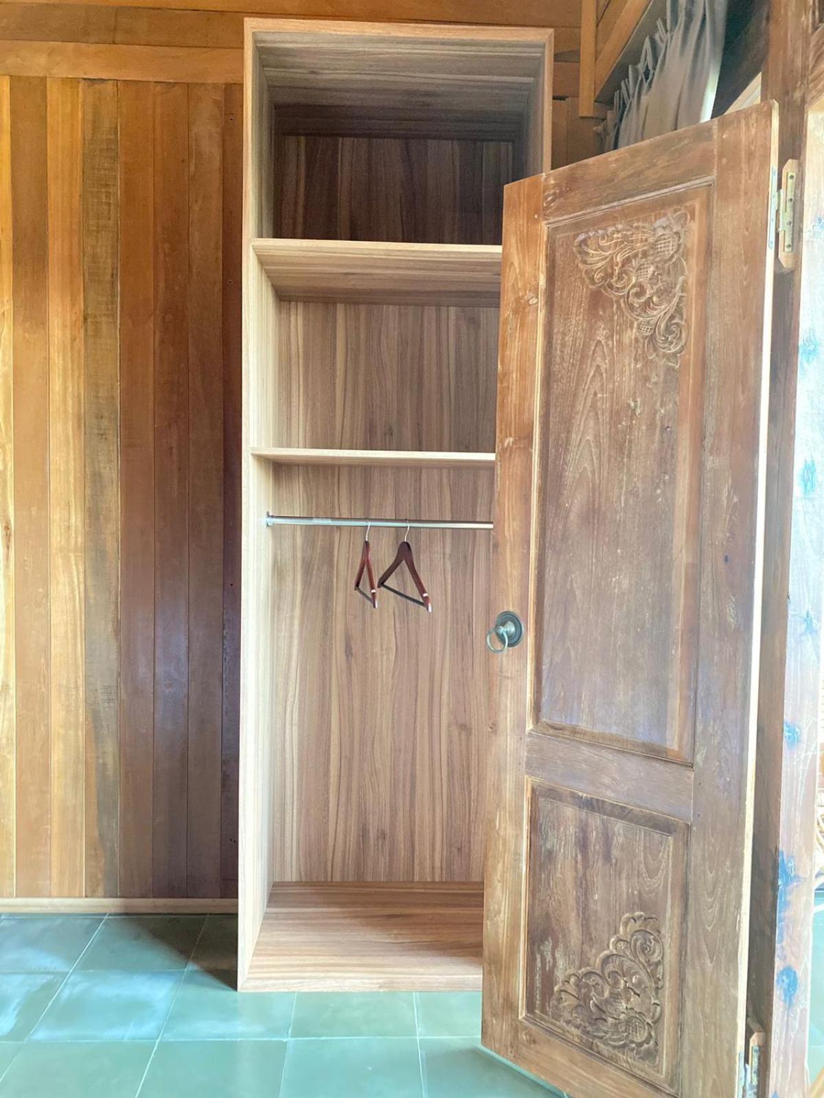 Putra'Lebah Amed Guest House エクステリア 写真