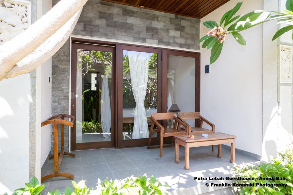 Putra'Lebah Amed Guest House エクステリア 写真