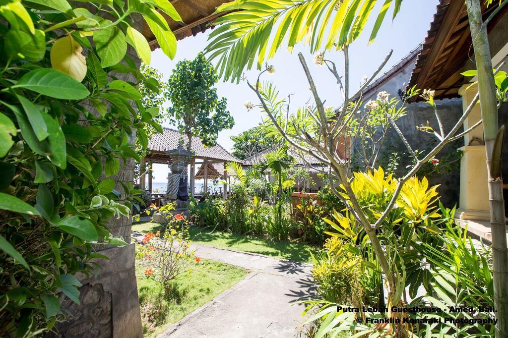 Putra'Lebah Amed Guest House エクステリア 写真